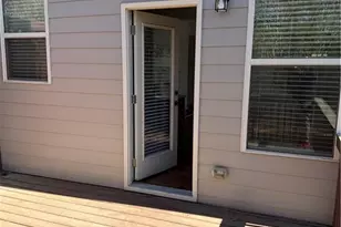 1921 Paxton Ridge Ct, Lilburn, GA 30047 - Photo 32