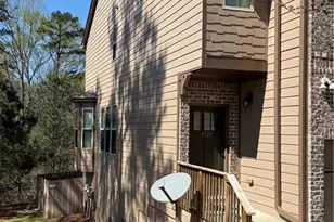 1921 Paxton Ridge Ct, Lilburn, GA 30047 - Photo 2