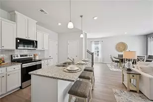 409 Lanier Cir, Woodstock, GA 30189 - Photo 14
