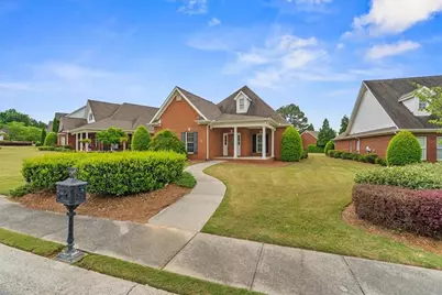 117 Vinings Way SE, Calhoun, GA 30701 - Photo 2