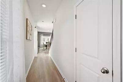 387 Lanier Circle, Woodstock, GA 30189 - Photo 2