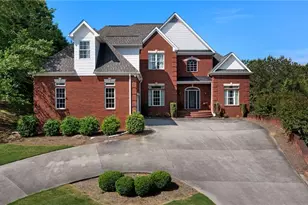 113 Vogel Street NE, Calhoun, GA 30701 - Photo 1