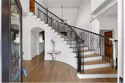 113 Vogel Street NE, Calhoun, GA 30701 - Photo 2