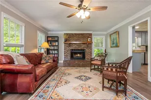 1301 Kensington Ln, Woodstock, GA 30188 - Photo 8