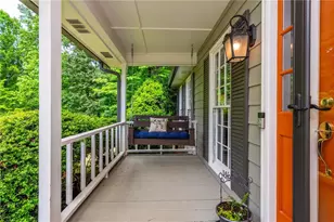 1301 Kensington Ln, Woodstock, GA 30188 - Photo 4