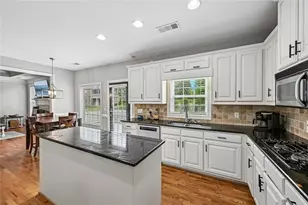 807 Kennedy Ct, Loganville, GA 30052 - Photo 34