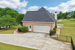 807 Kennedy Ct, Loganville, GA 30052 - Photo 20
