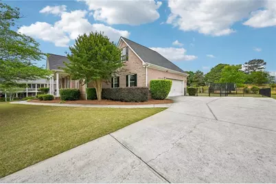 807 Kennedy Court, Loganville, GA 30052 - Photo 8