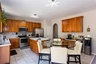 7601 The Lakes Dr, Fairburn, GA 30213 - Photo 6