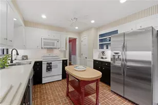 7245 Dunhill Terrace, Atlanta, GA 30328 - Photo 12