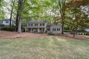 7245 Dunhill Terrace, Atlanta, GA 30328 - Photo 2