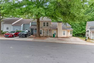 6488 Wellington Chase Ct, Lithonia, GA 30058 - Photo 2
