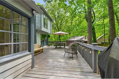 226 Watkins Glen Drive NE, Kennesaw, GA 30144 - Photo 8