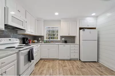 210 W Crossville Road, Roswell, GA 30075 - Photo 20