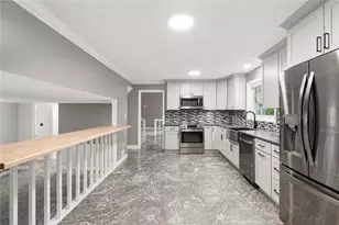9485 Martin Rd, Roswell, GA 30076 - Photo 6