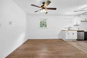 207 Buena Vista St, Winder, GA 30680 - Photo 12
