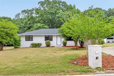 207 Buena Vista Street, Winder, GA 30680 - Photo 2