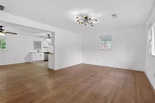 207 Buena Vista St, Winder, GA 30680 - Photo 4