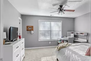 310 Persimmon Dr, Sharpsburg, GA 30277 - Photo 30