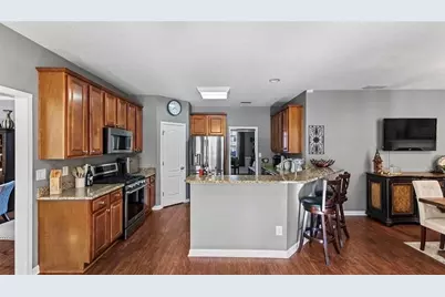 310 Persimmon Drive, Sharpsburg, GA 30277 - Photo 16
