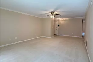 7024 Somerset Cir, Alpharetta, GA 30004 - Photo 16