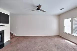 1398 Scenic Pines Dr, Lawrenceville, GA 30044 - Photo 4
