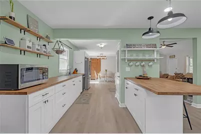 989 Tullis Road, Lawrenceville, GA 30043 - Photo 10