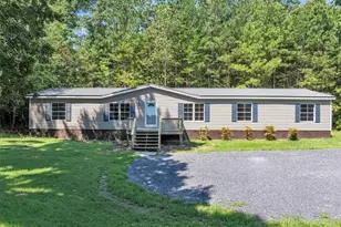 827 Brackett Ridge Rd, Chatsworth, GA 30705 - Photo 2