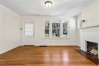 1464 Hartford Avenue SW, Atlanta, GA 30310 - Photo 4