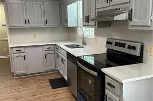 3305 Maple Ridge Ct, Suwanee, GA 30024 - Photo 14
