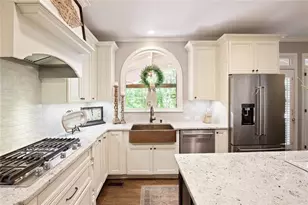 140 Penwick Dr, Roswell, GA 30075 - Photo 22