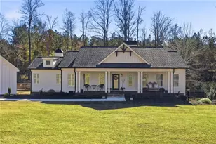 735 Sardis Cir, Canton, GA 30114 - Photo 4