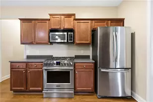 4273 Creekrun Cir, Buford, GA 30519 - Photo 16