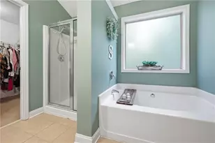 4273 Creekrun Cir, Buford, GA 30519 - Photo 32