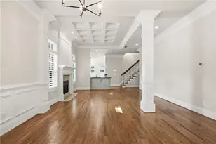 8410 Parker Pl, Roswell, GA 30076 - Photo 10