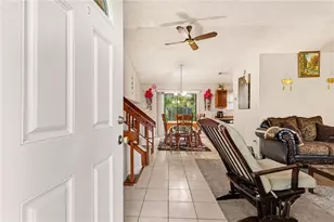 3049 Meadow Wood Ct, Lawrenceville, GA 30044 - Photo 4