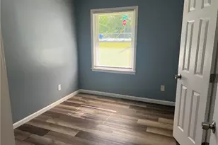 2875 Carriage Ln, Atlanta, GA 30349 - Photo 12