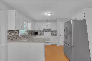 474 Russell Ridge Dr, Lawrenceville, GA 30043 - Photo 18