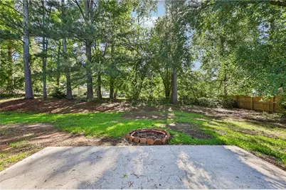 2360 Huntington Drive, Loganville, GA 30052 - Photo 24