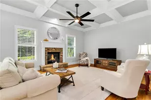 127 Woodbury Ln, Canton, GA 30114 - Photo 2