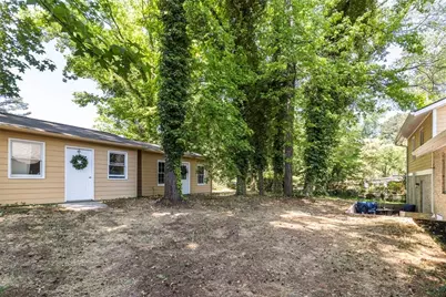 383 Ben Avenue SW, Lilburn, GA 30047 - Photo 34