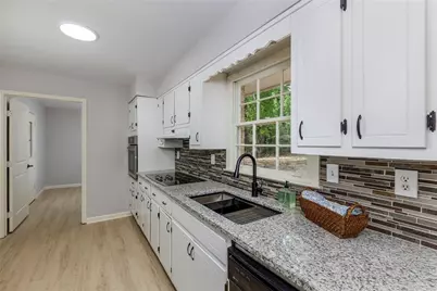 383 Ben Avenue SW, Lilburn, GA 30047 - Photo 16