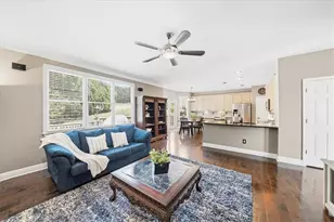 6415 E Hills Ct, Cumming, GA 30041 - Photo 10