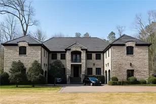 645 Londonberry Rd, Atlanta, GA 30327 - Photo 4
