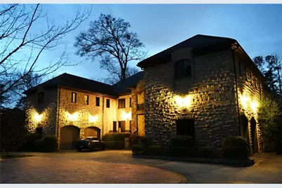 645 Londonberry Road, Atlanta, GA 30327 - Photo 8