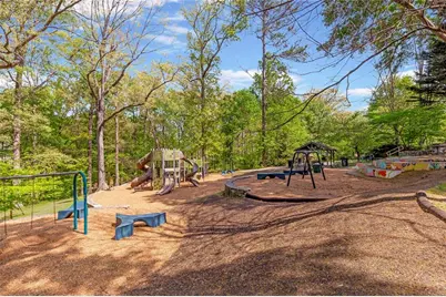 1840 Woodland Hills Avenue NW, Atlanta, GA 30318 - Photo 52