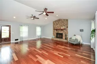 810 Hampton Ct, Woodstock, GA 30188 - Photo 10