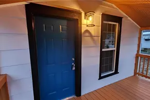 35 Sargent Tigner St, Newnan, GA 30263 - Photo 2