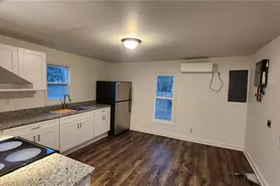 35 Sargent Tigner St, Newnan, GA 30263 - Photo 16
