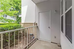 240 Renaissance Parkway NE, Atlanta, GA 30308 - Photo 32